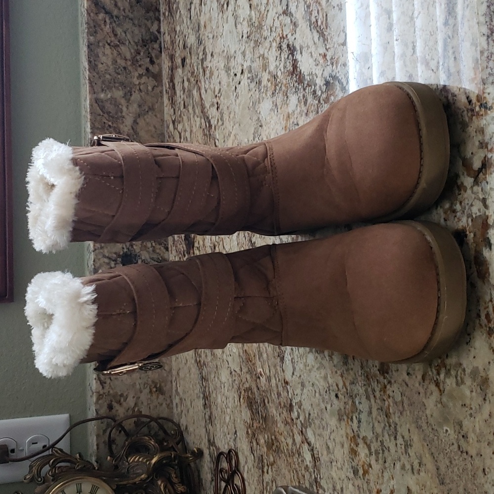 G by Guess Fur Boots Sz 6